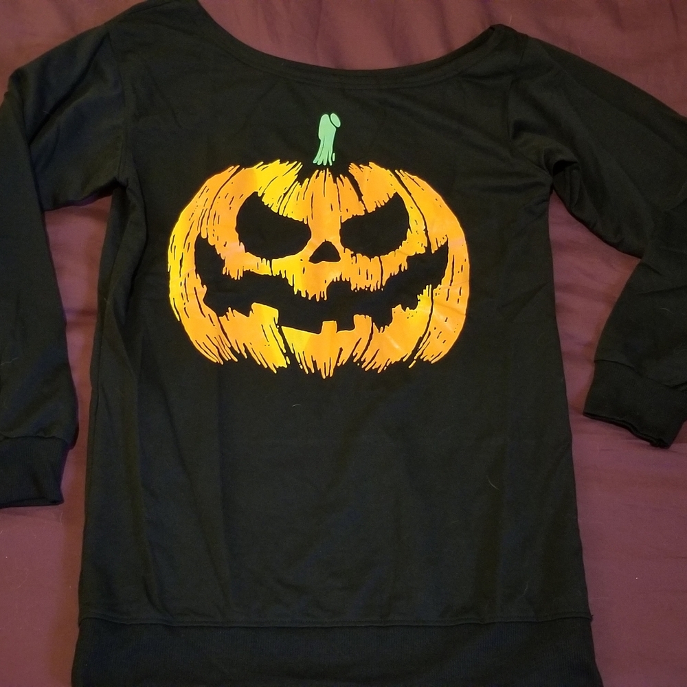Off shoulder light sweater